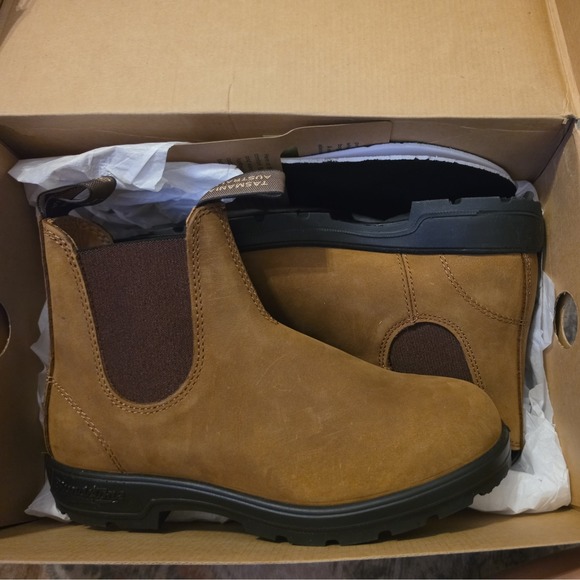 Blundstone Other - Blundstone 562 Boot | size 6.5 Mens 8.5 Womens Saddle Brown | Authentic New